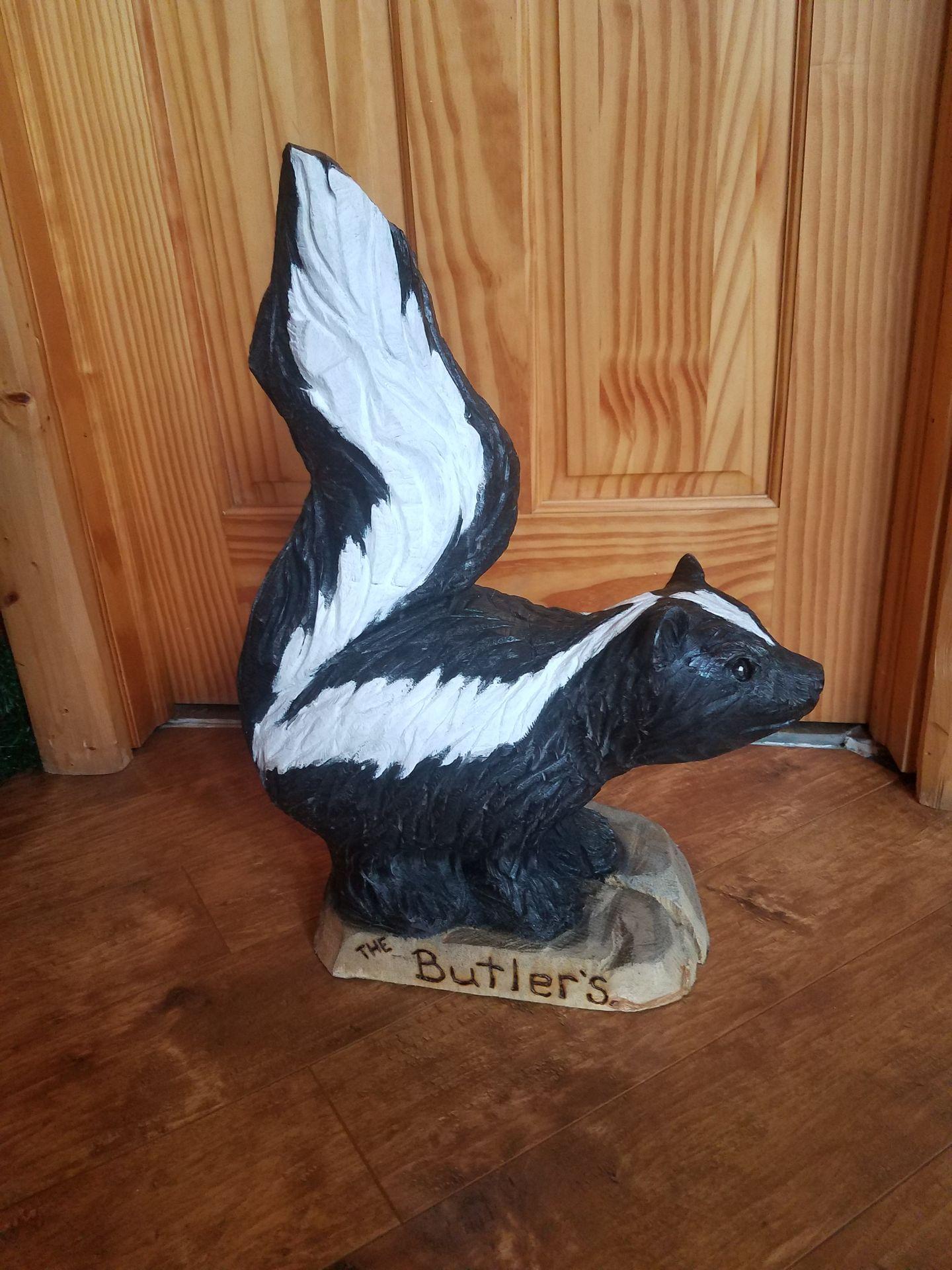 Montoya Chainsaw Carving 10
