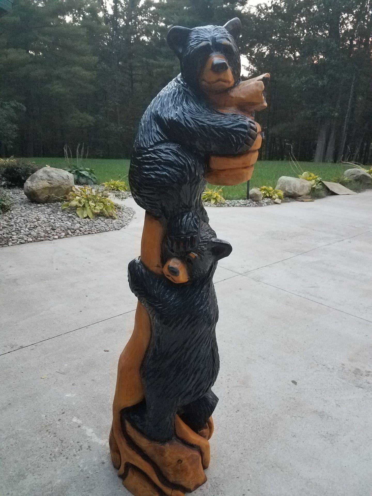 Montoya Chainsaw Carving 18