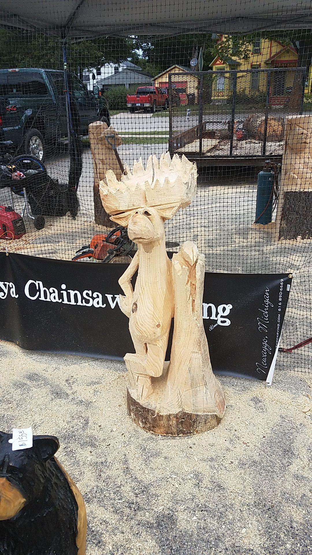 Montoya Chainsaw Carving 20