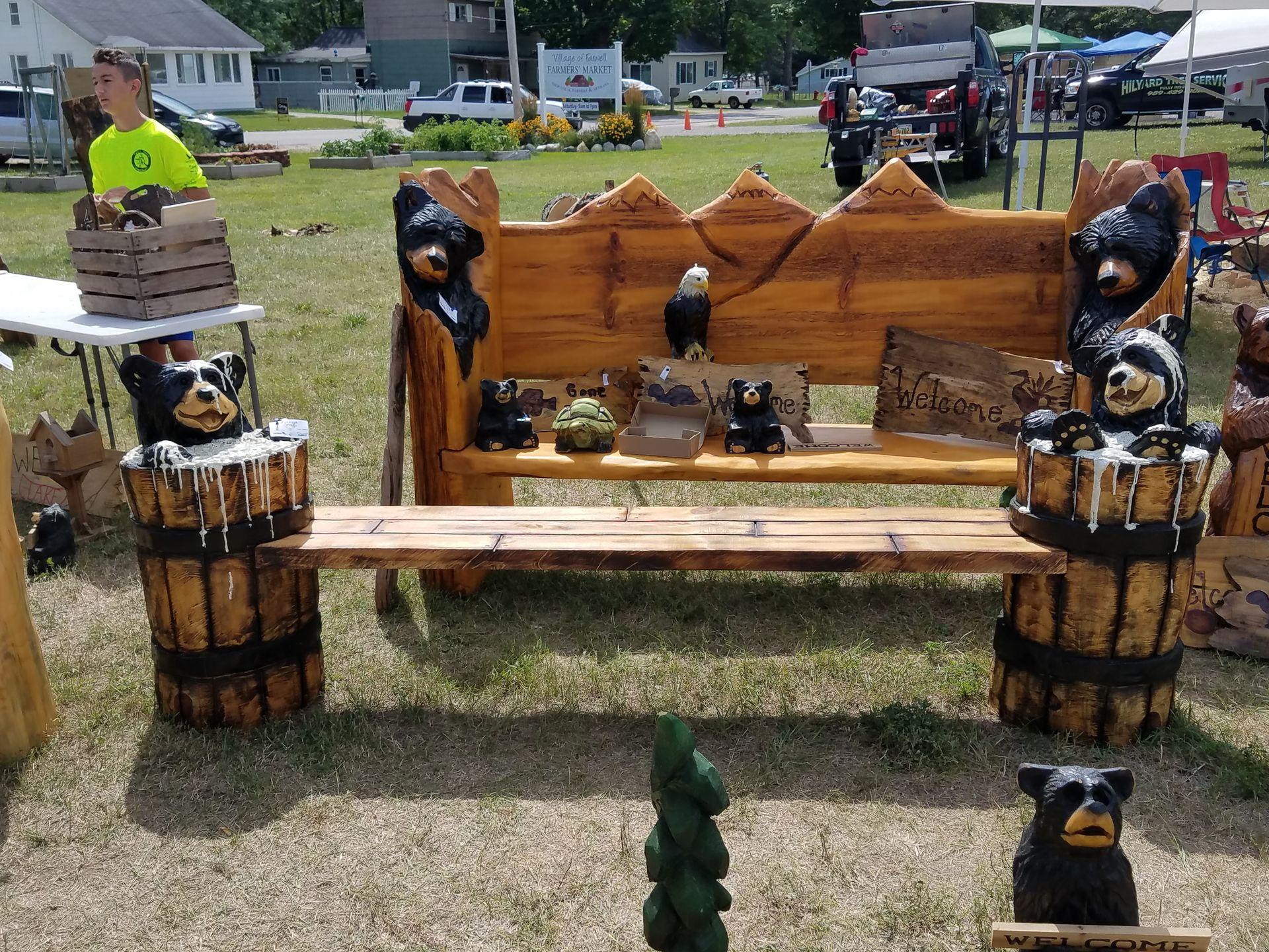 Montoya Chainsaw Carving 27