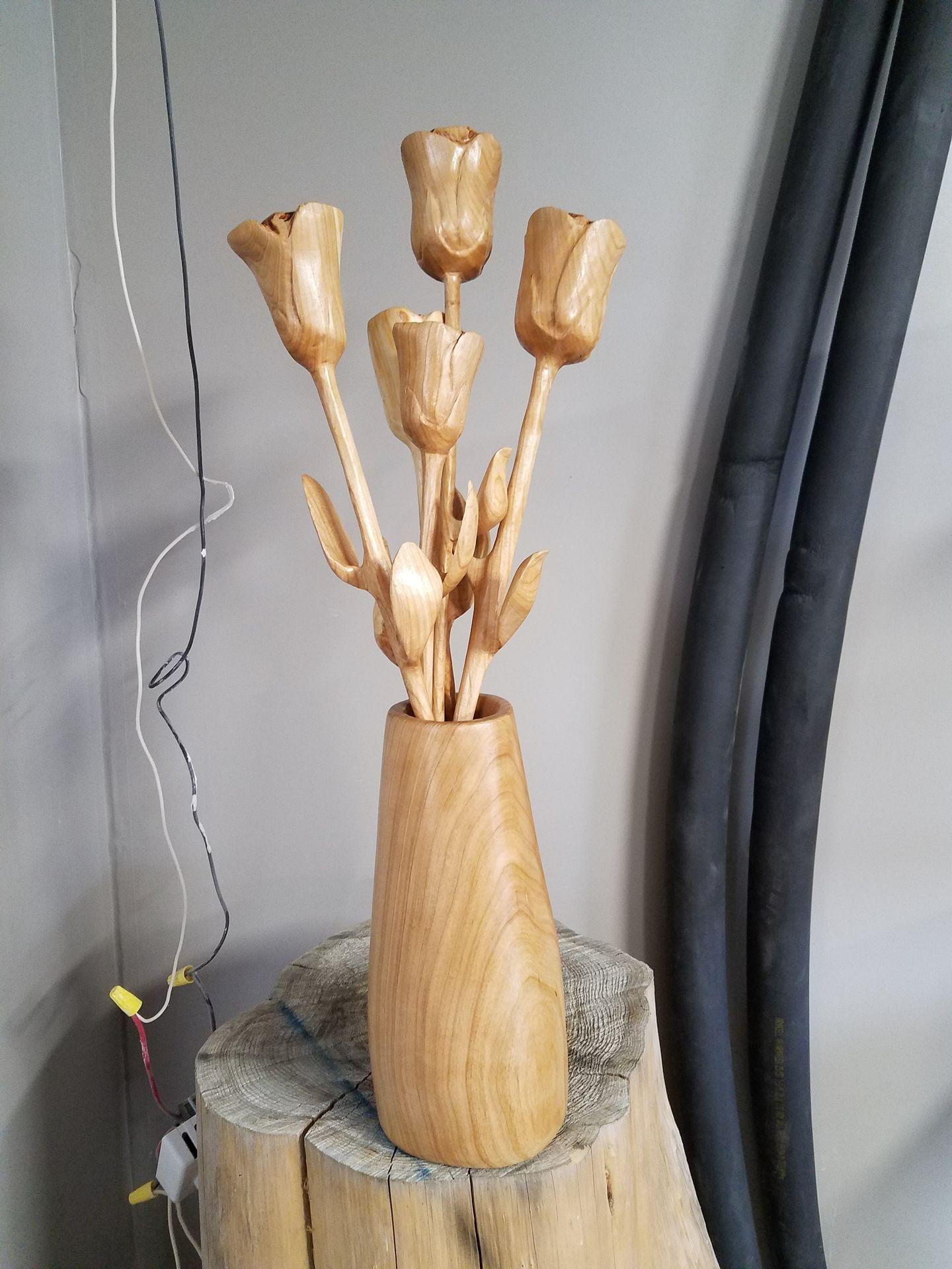 Montoya Chainsaw Carving 31