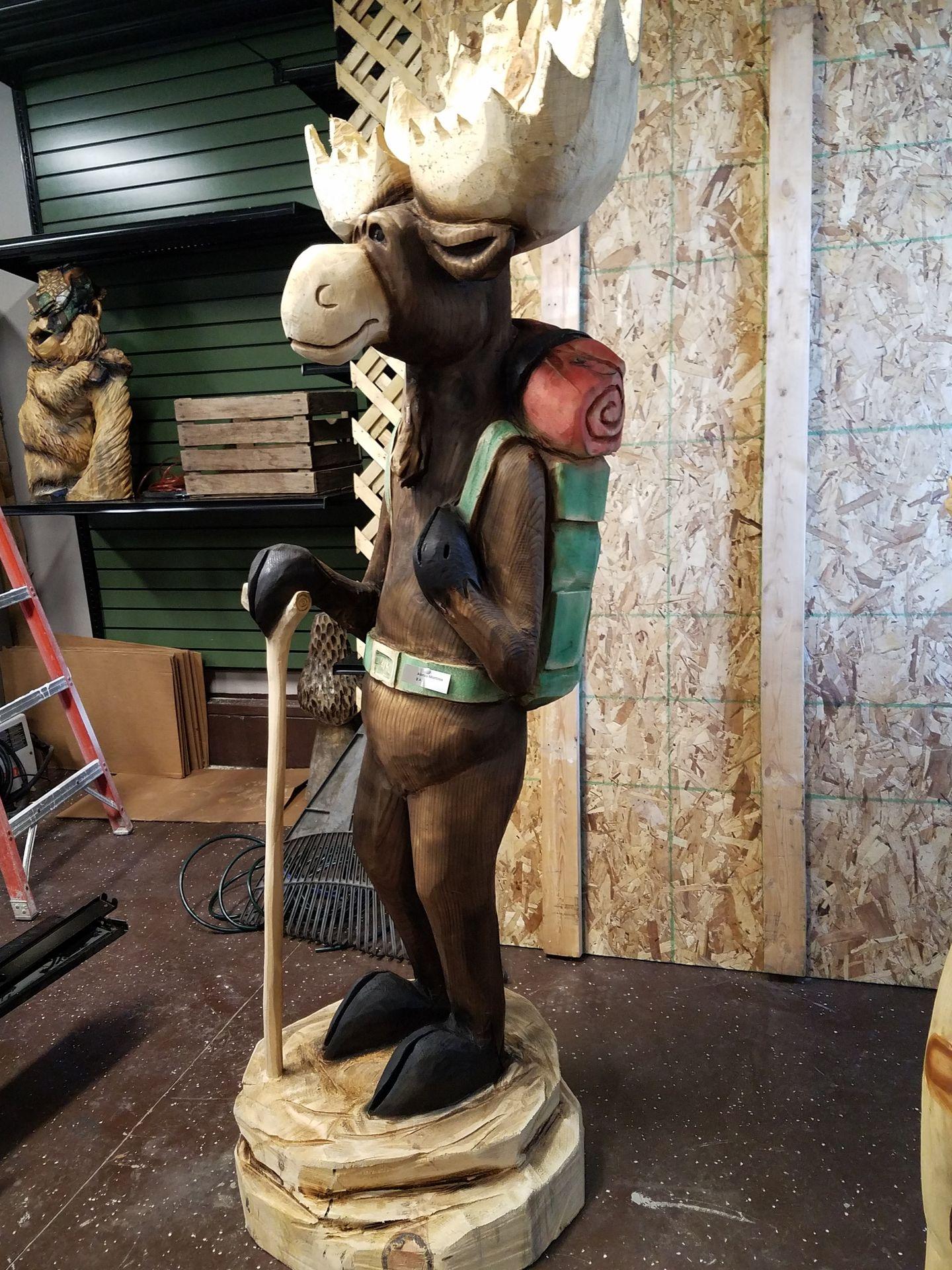Montoya Chainsaw Carving 33