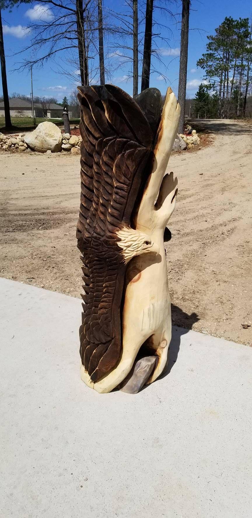 Montoya Chainsaw Carving 41