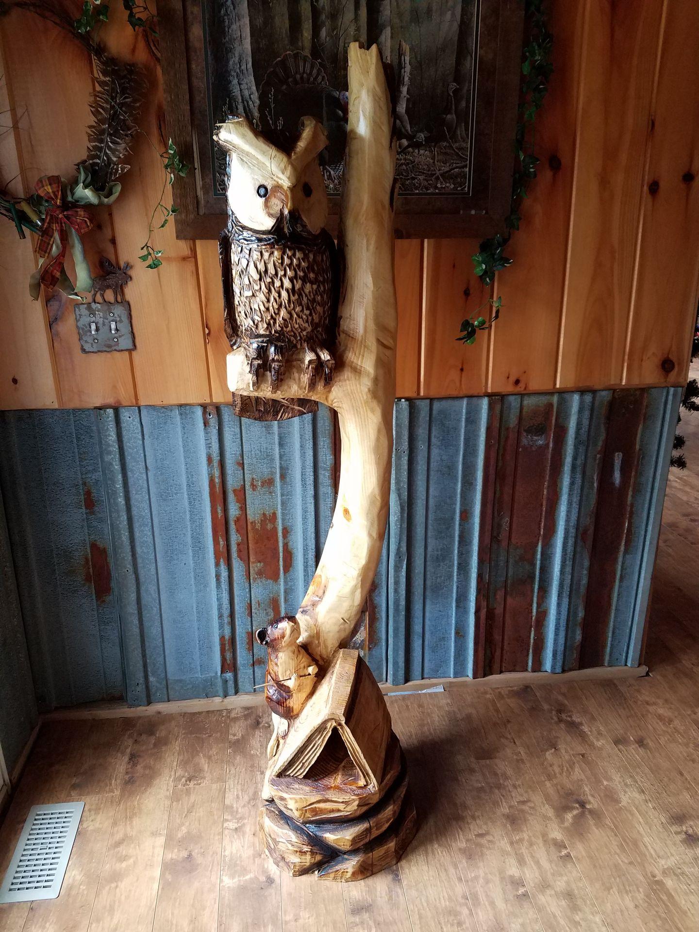 Montoya Chainsaw Carving 44